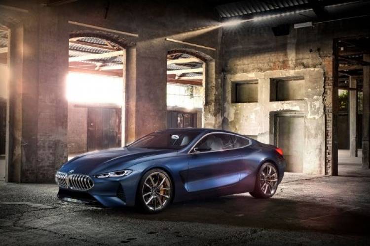 Das BMW Concept 8 Series.